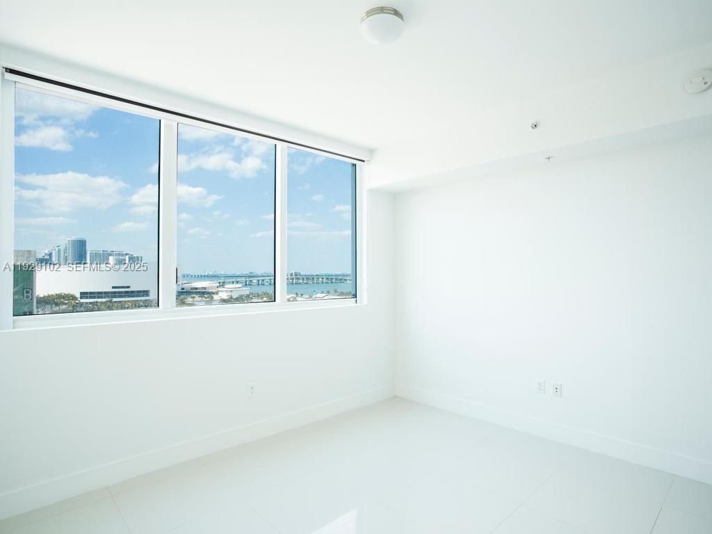 244 Biscayne Blvd, Unit 2402, Miami, FL 33132 Photo