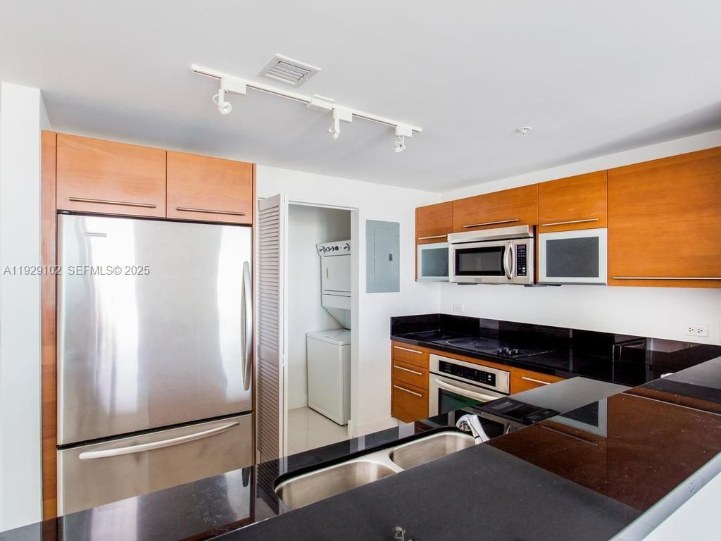 244 Biscayne Blvd, Unit 2402, Miami, FL 33132 Photo