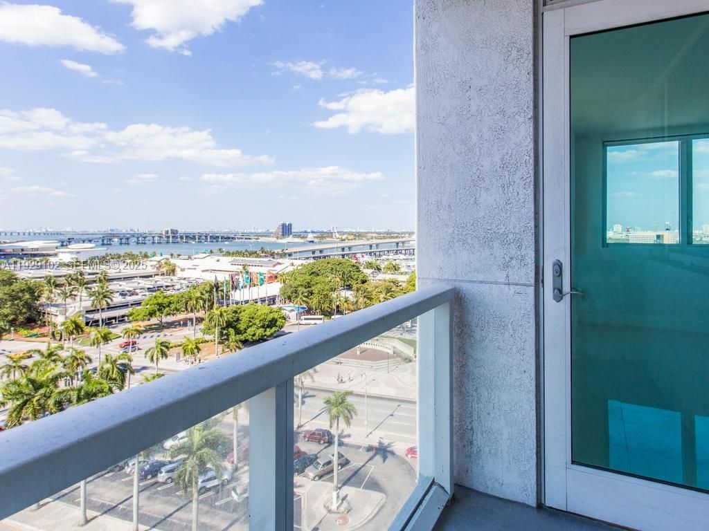 244 Biscayne Blvd, Unit 2402, Miami, FL 33132 Photo
