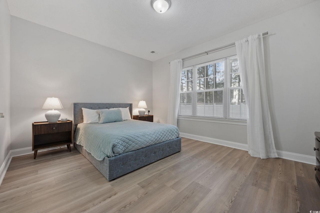 111 Fountain Pointe Ln. Photo 15