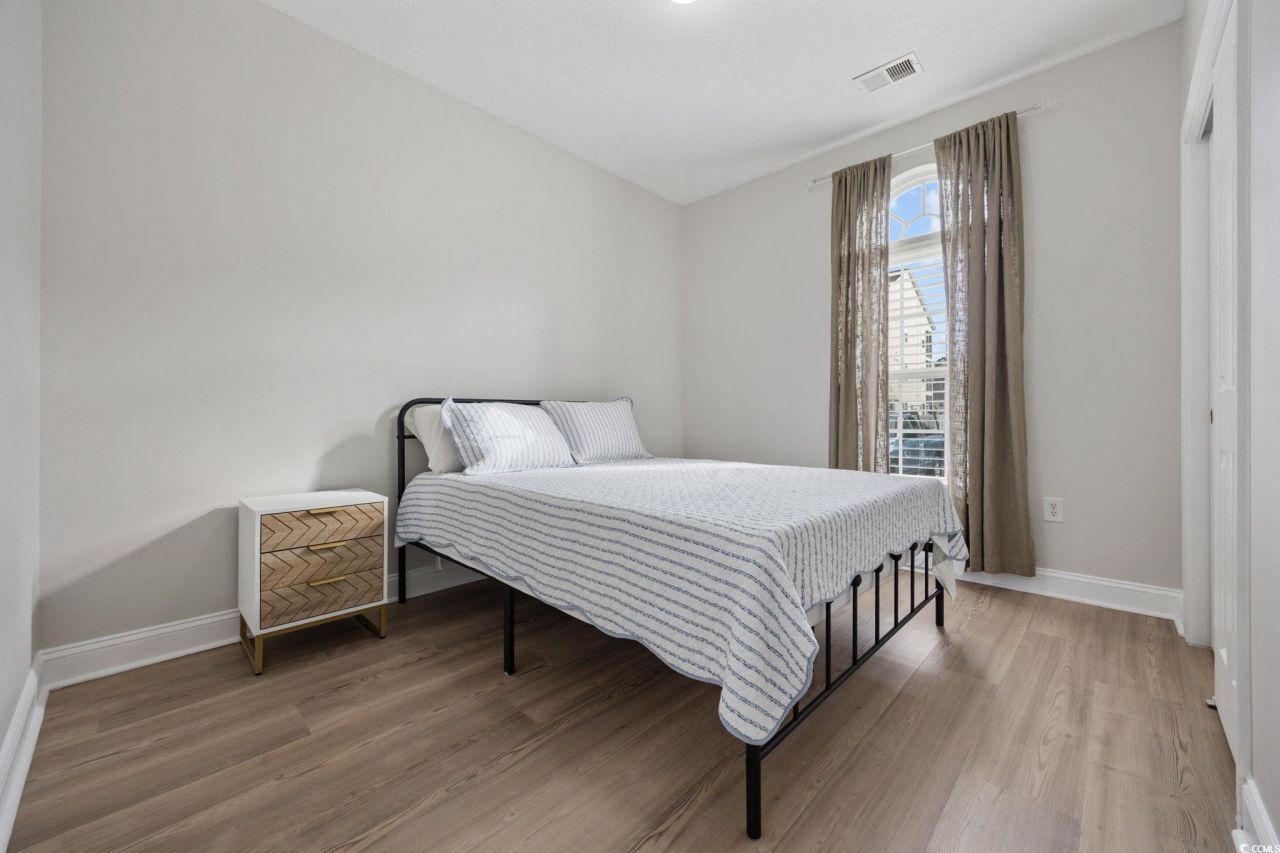 111 Fountain Pointe Ln. Photo 19