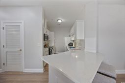 111 Fountain Pointe Ln. photo 4