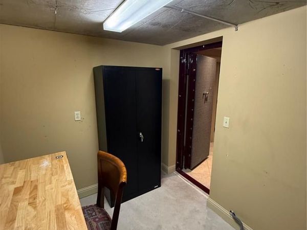 6414 Country Club Road, Washington, MO 63090