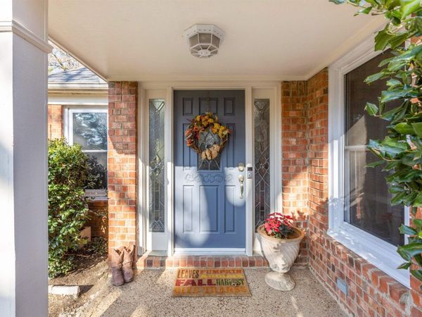 1466 WOOD TRAIL CIR, Memphis, TN 38016