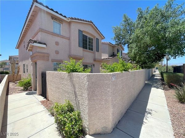 70 Belle La Blanc Avenue, Las Vegas, NV 89123
