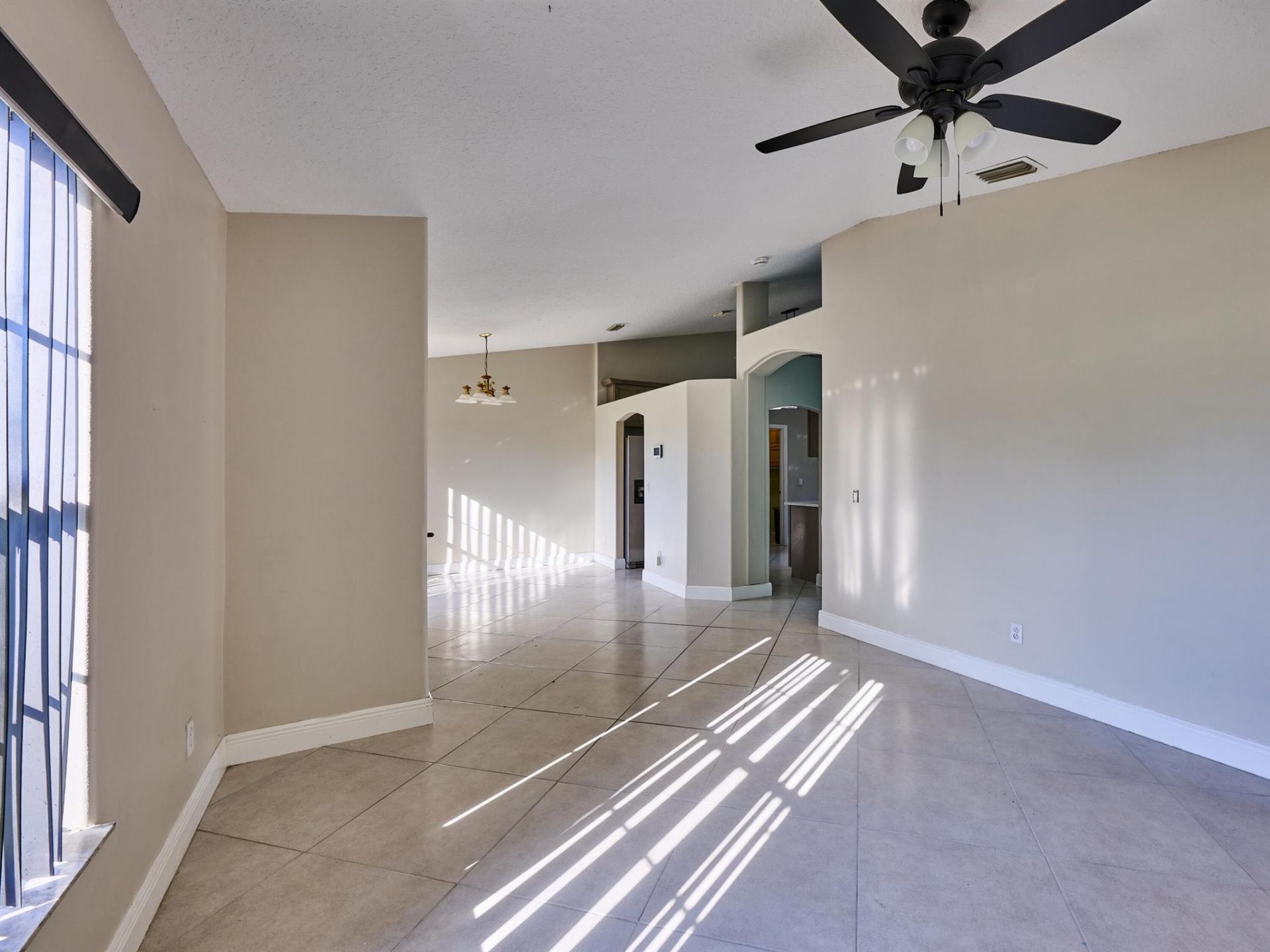 1407 SE Grapeland Avenue, Port Saint Lucie, FL 34952 Photo