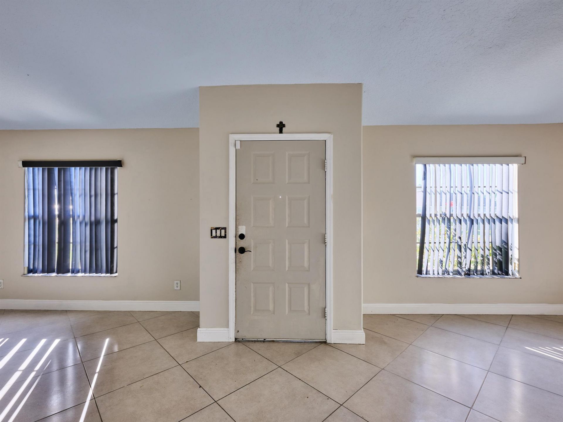 1407 SE Grapeland Avenue, Port Saint Lucie, FL 34952 Photo