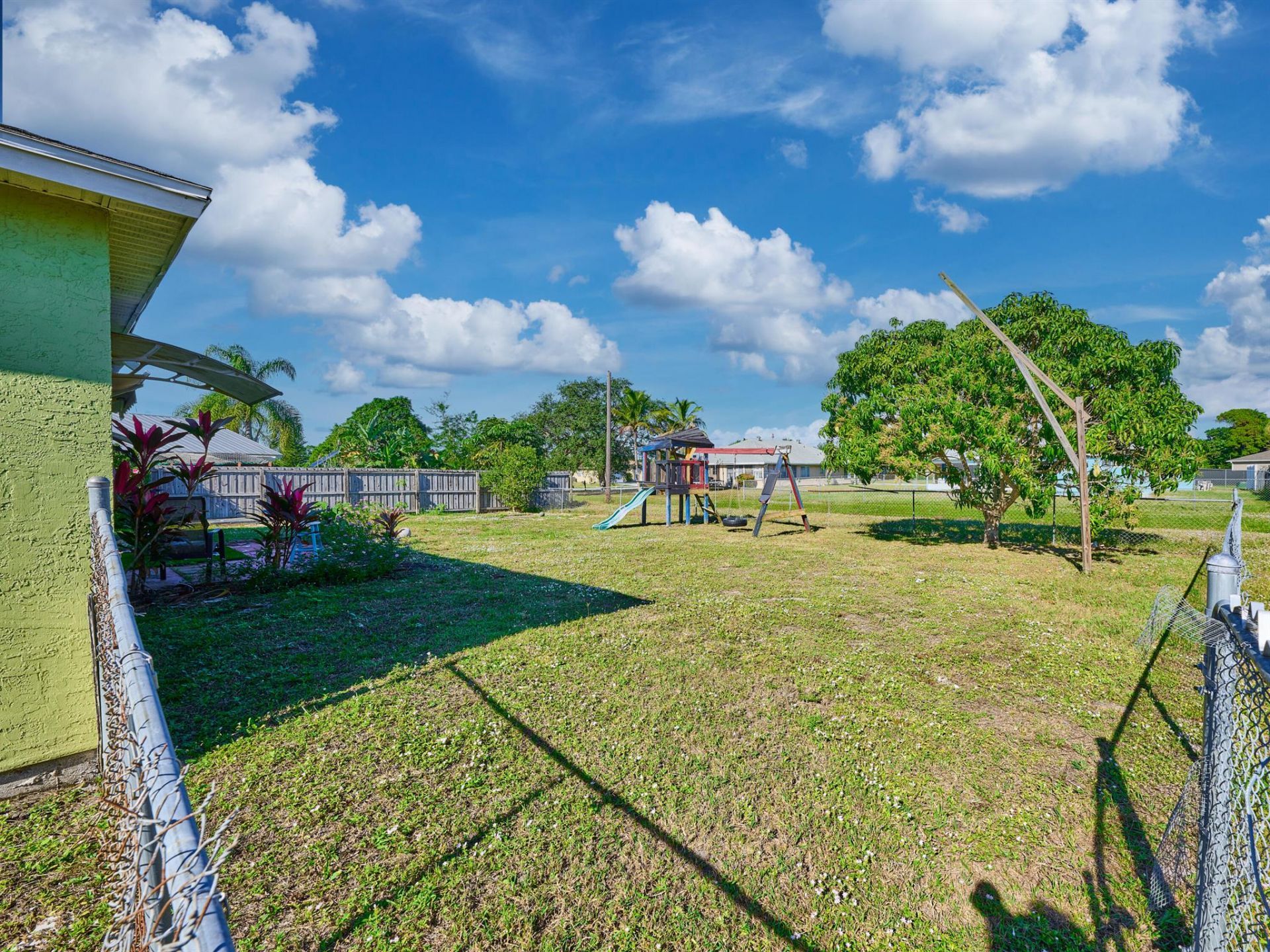 1407 SE Grapeland Avenue, Port Saint Lucie, FL 34952 Photo