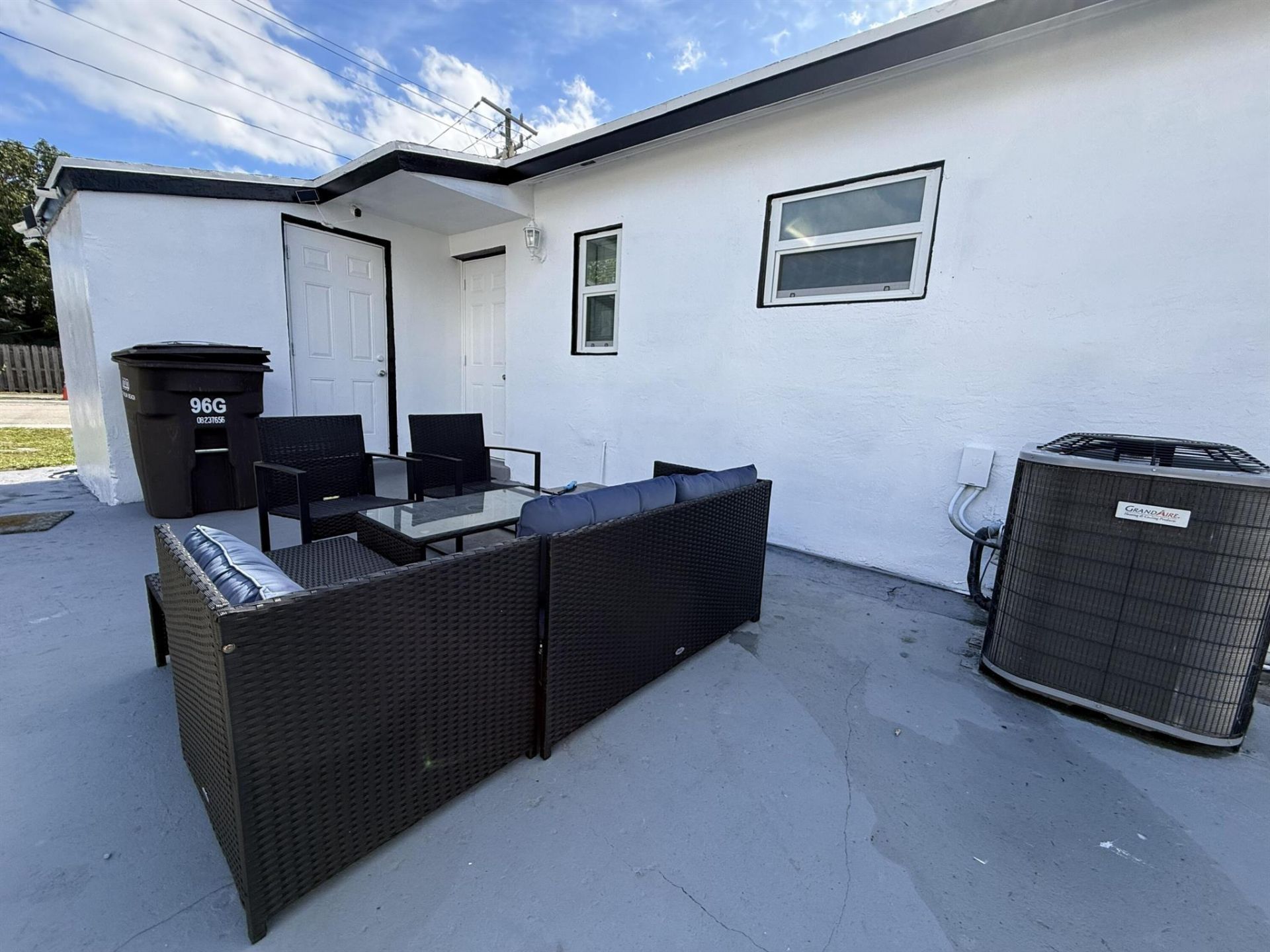 5909 Pinewood Avenue, West Palm Beach, FL 33407 Photo