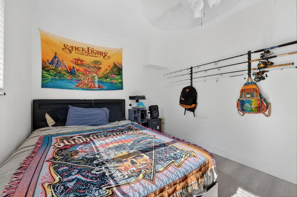 5909 Pinewood Avenue, West Palm Beach, FL 33407 Photo