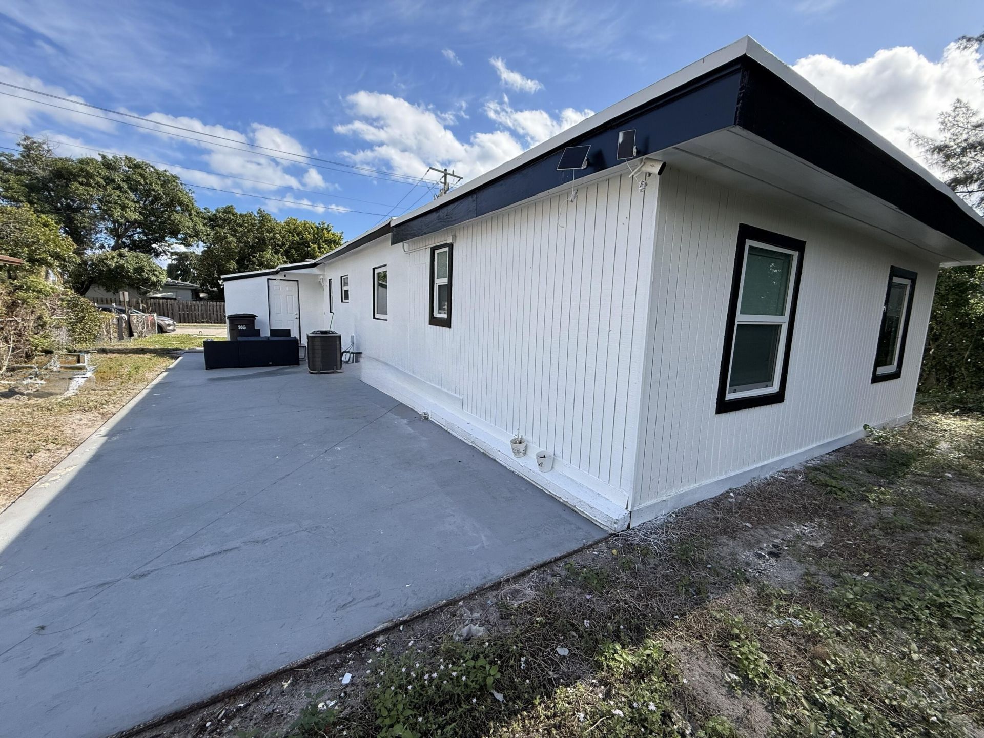 5909 Pinewood Avenue, West Palm Beach, FL 33407 Photo