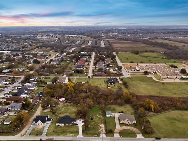 5912 Hereford Drive , Fort Worth, TX 76179