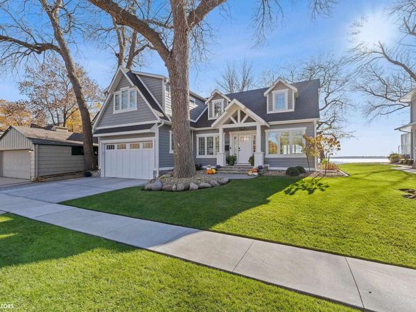 537 N Shore Drive, Clear Lake, IA 50428