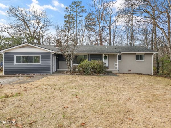 5817 Stoneleigh Rd, Knoxville, TN 37912