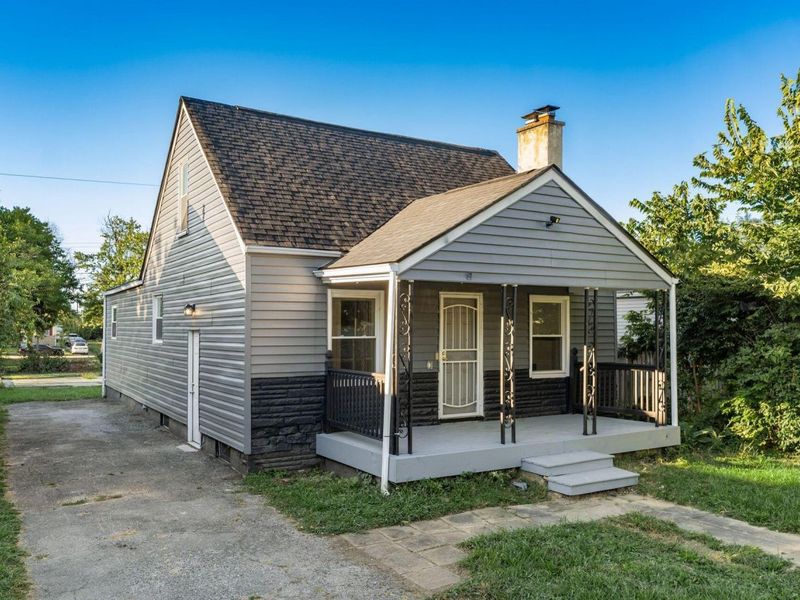 2247 Safford Avenue, Columbus, OH 43223 Photo 1