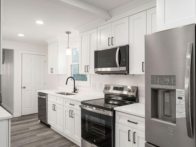 2247 Safford Avenue, Columbus, OH 43223 Photo 12