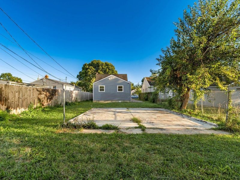 2247 Safford Avenue, Columbus, OH 43223 Photo 27