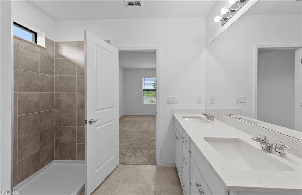 242 Silent Lake Dr, Lehigh Acres, FL 33936 Photo