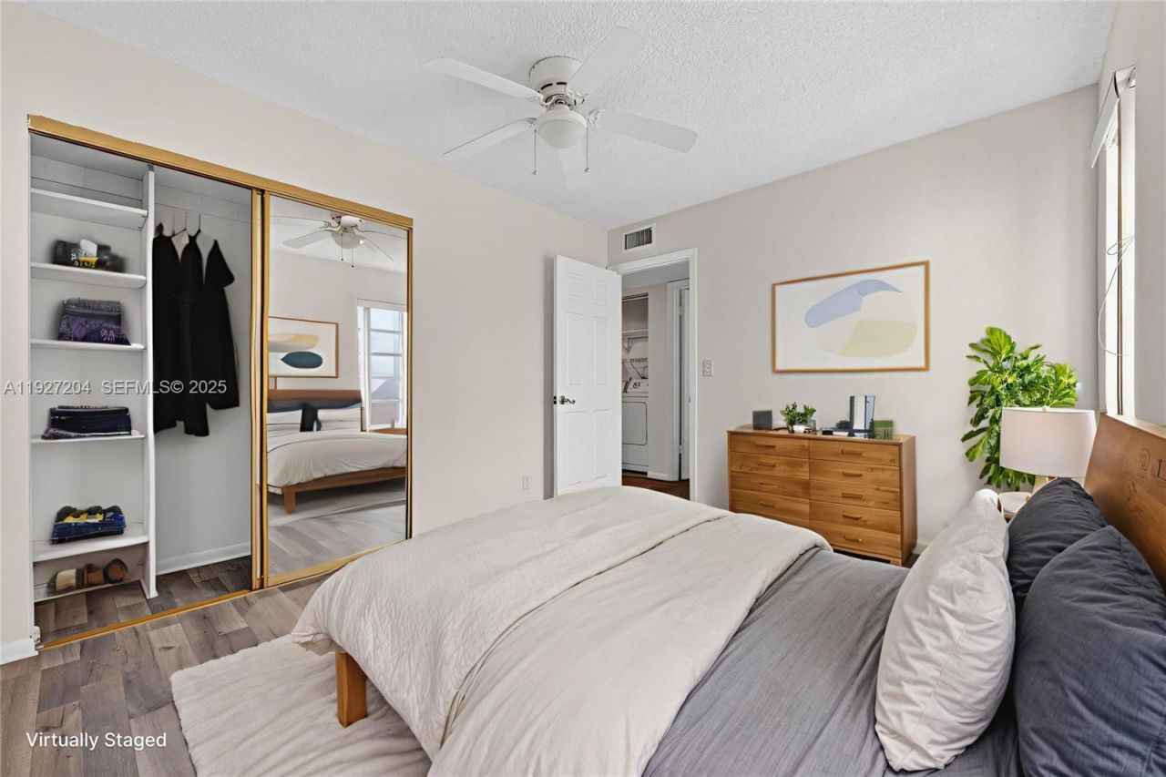 3100 Riverside Dr, Unit 305, Coral Springs, FL 33065 Photo