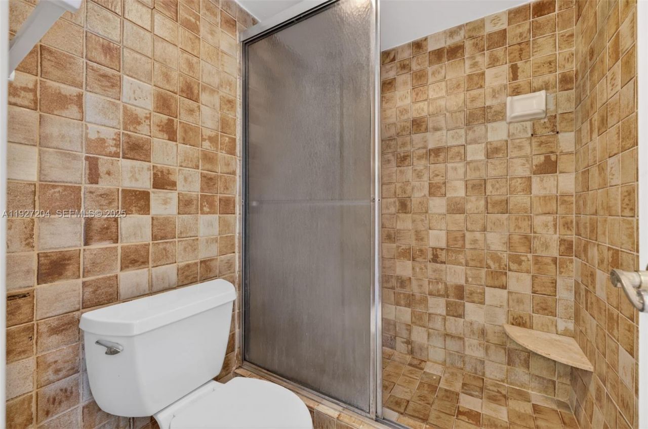 3100 Riverside Dr, Unit 305, Coral Springs, FL 33065 Photo