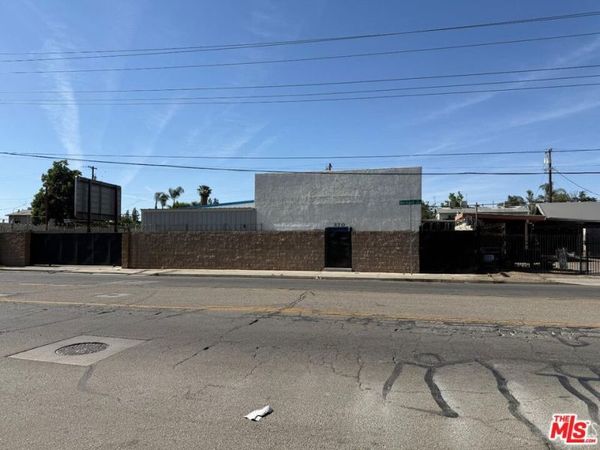 370 Bernard Street, Bakersfield, CA 93305