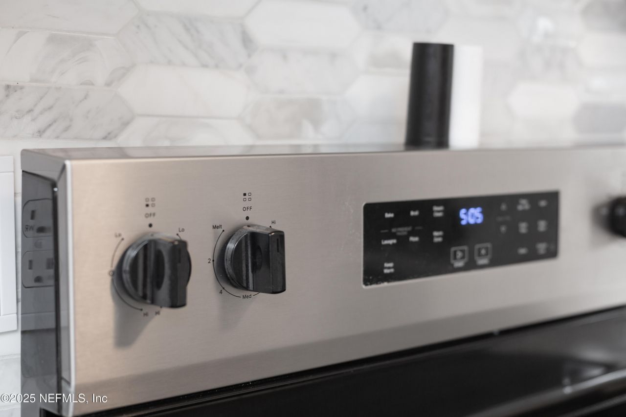 200 1st Avenue, Welaka, FL 32193 Photo