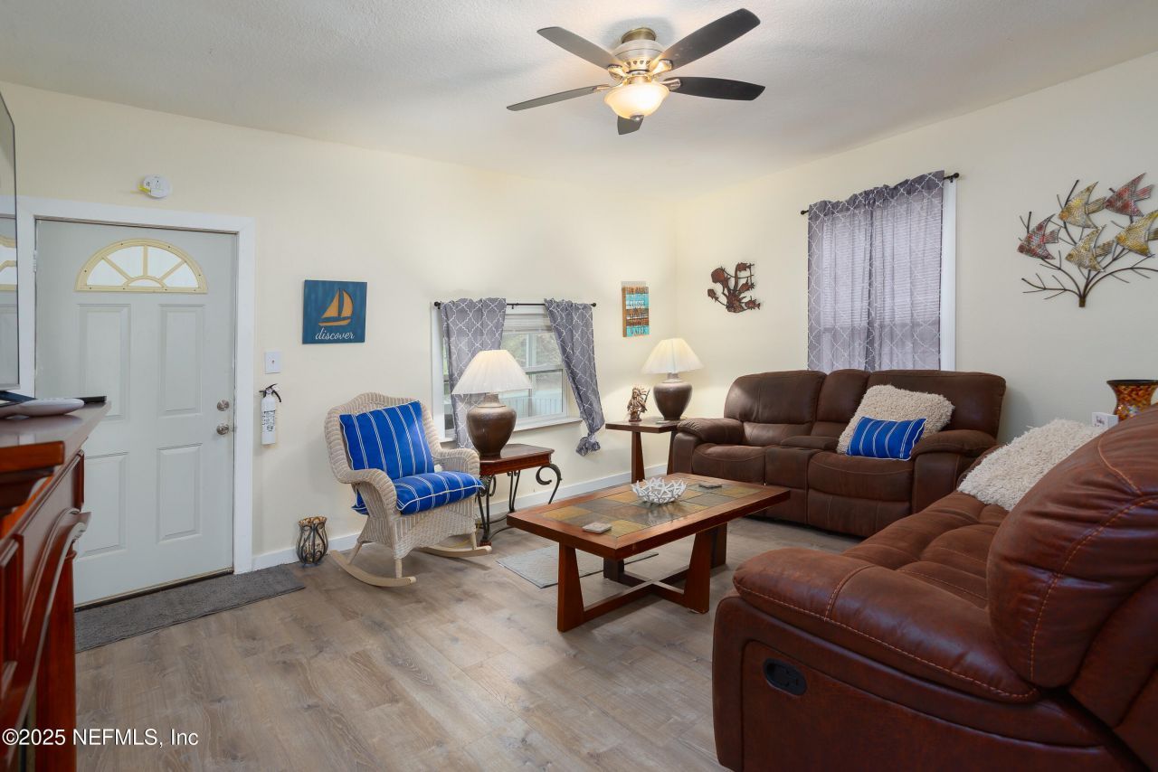 200 1st Avenue, Welaka, FL 32193 Photo