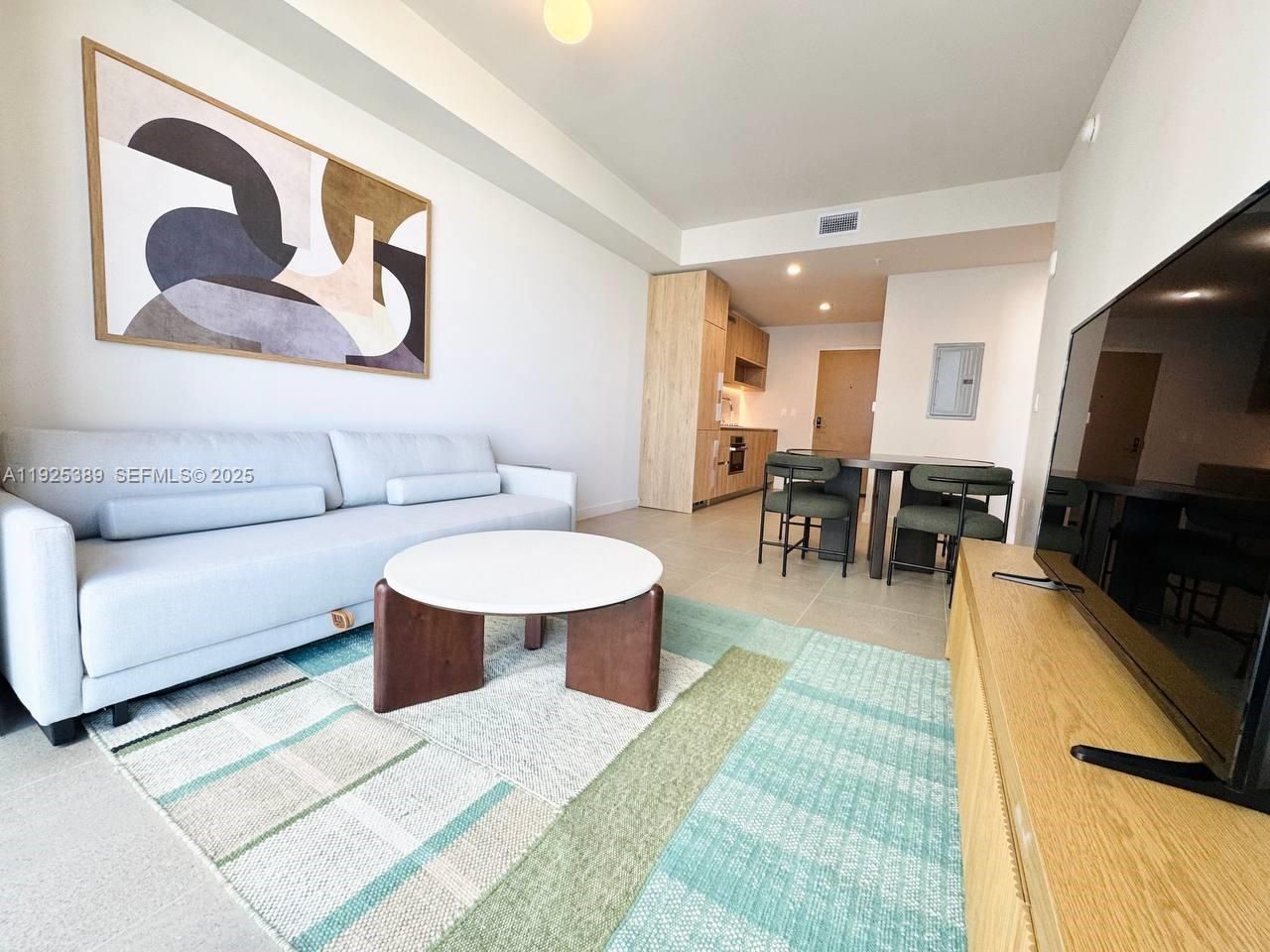 11 NE 6th, Unit 2813, Miami, FL 33132 Photo