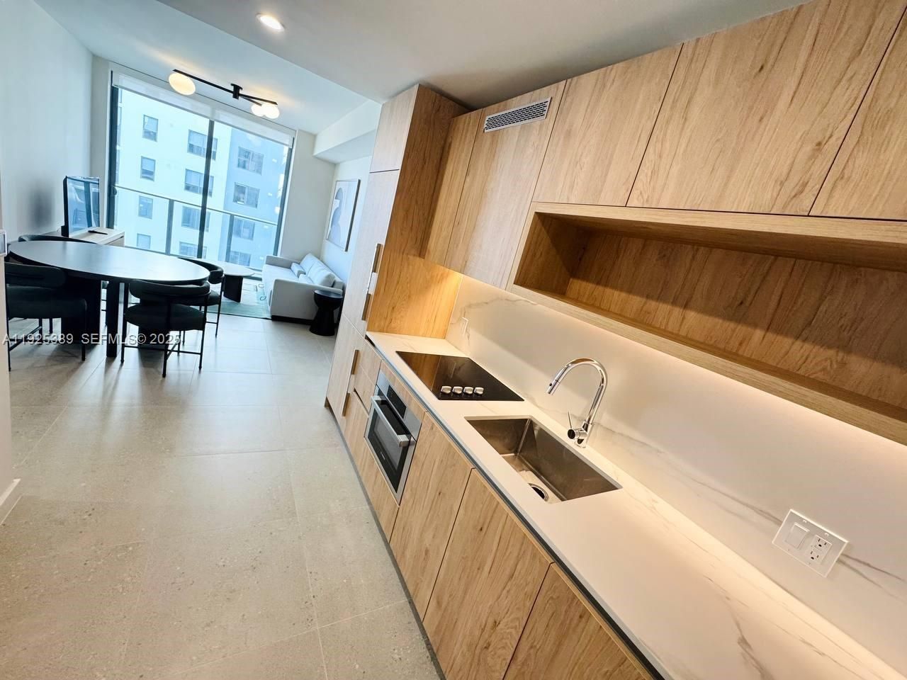 11 NE 6th, Unit 2813, Miami, FL 33132 Photo