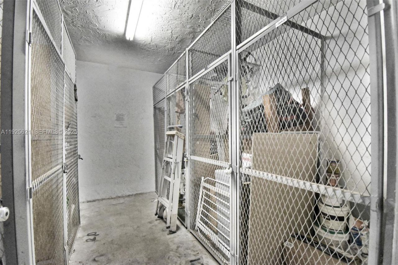 10501 W Broward Blvd, Unit 304, Plantation, FL 33324 Photo