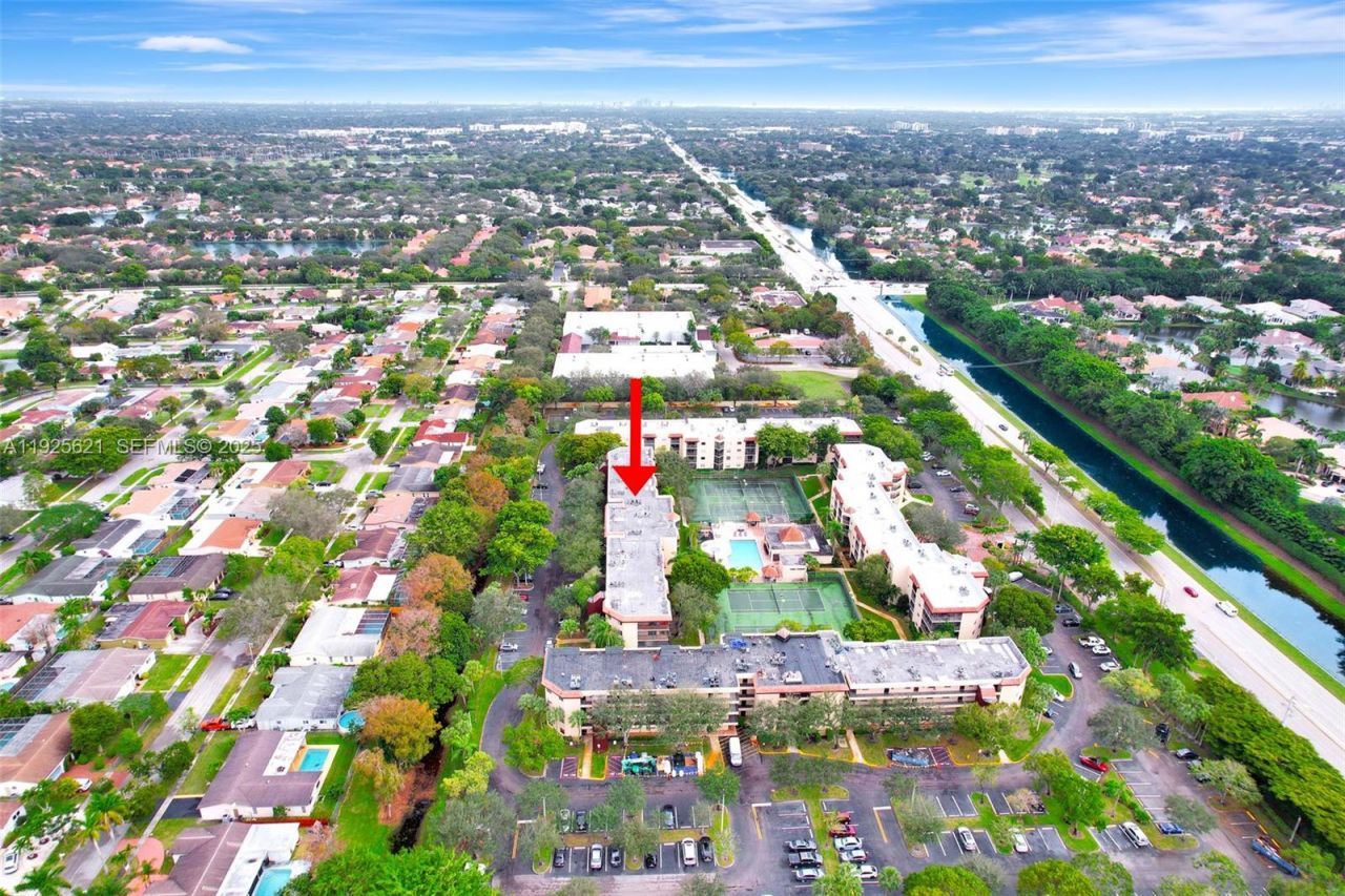 10501 W Broward Blvd, Unit 304, Plantation, FL 33324 Photo