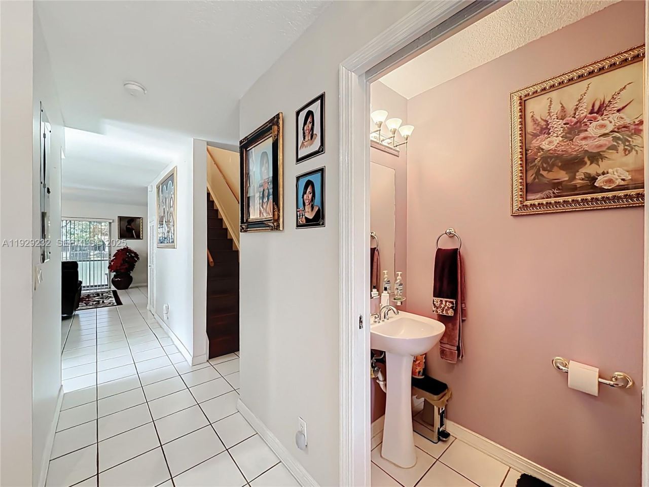 9521 NW 42nd St, Sunrise, FL 33351 Photo