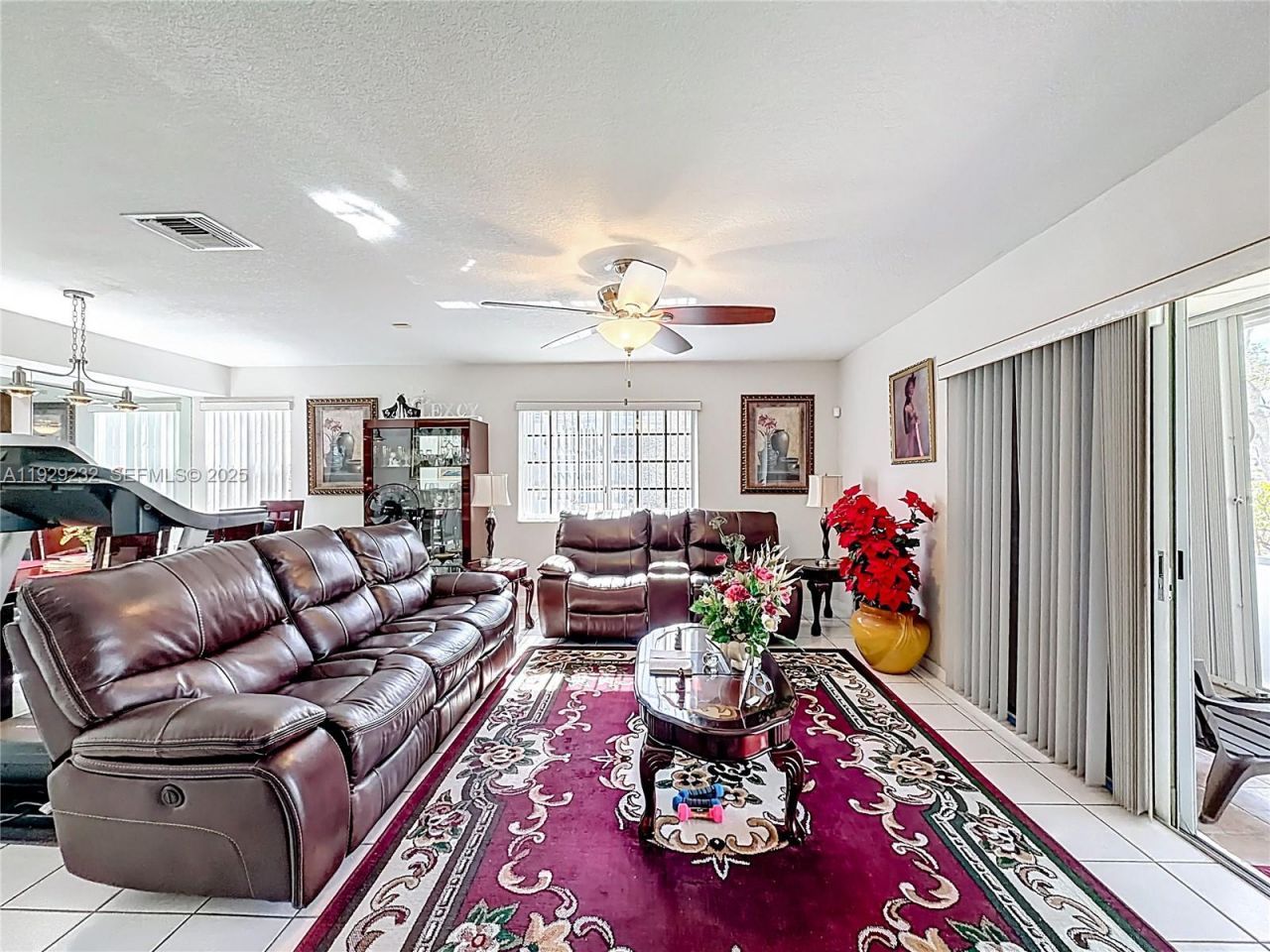 9521 NW 42nd St, Sunrise, FL 33351 Photo