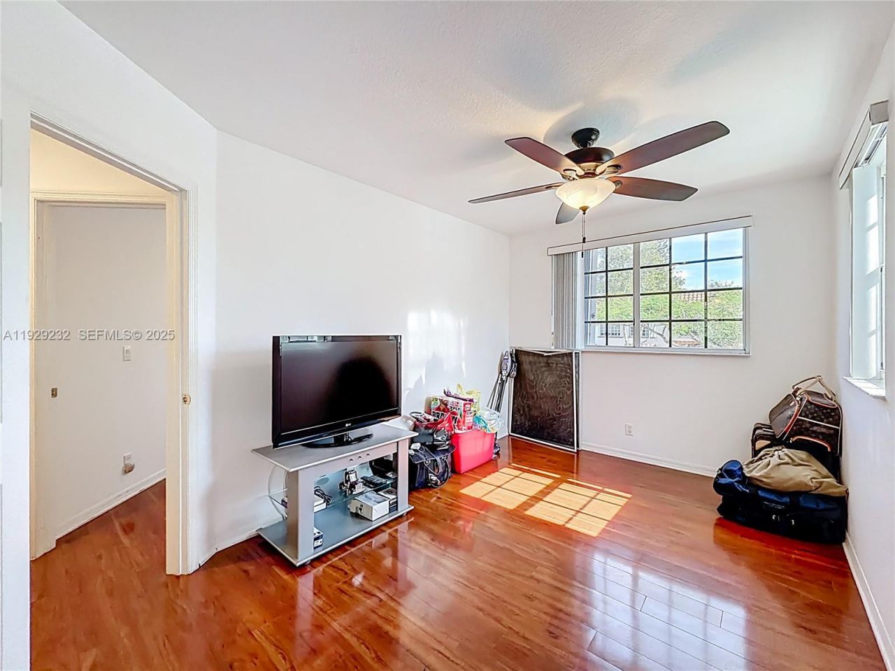 9521 NW 42nd St, Sunrise, FL 33351 Photo