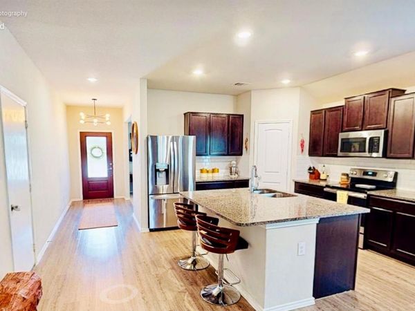 5677 Cross Over, New Braunfels, TX 78132