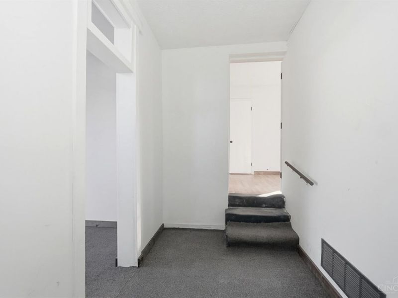 987 Carlisle Avenue, Hamilton, OH 45013 Photo 11