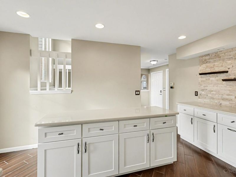 5485 Windridge Court, Unit 58, Columbia Twp, OH 45243 Photo 14