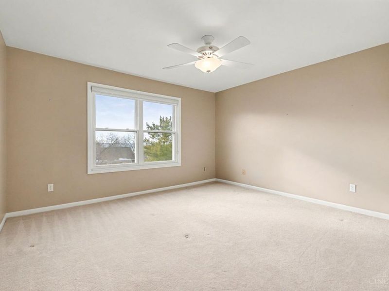 5485 Windridge Court, Unit 58, Columbia Twp, OH 45243 Photo 27