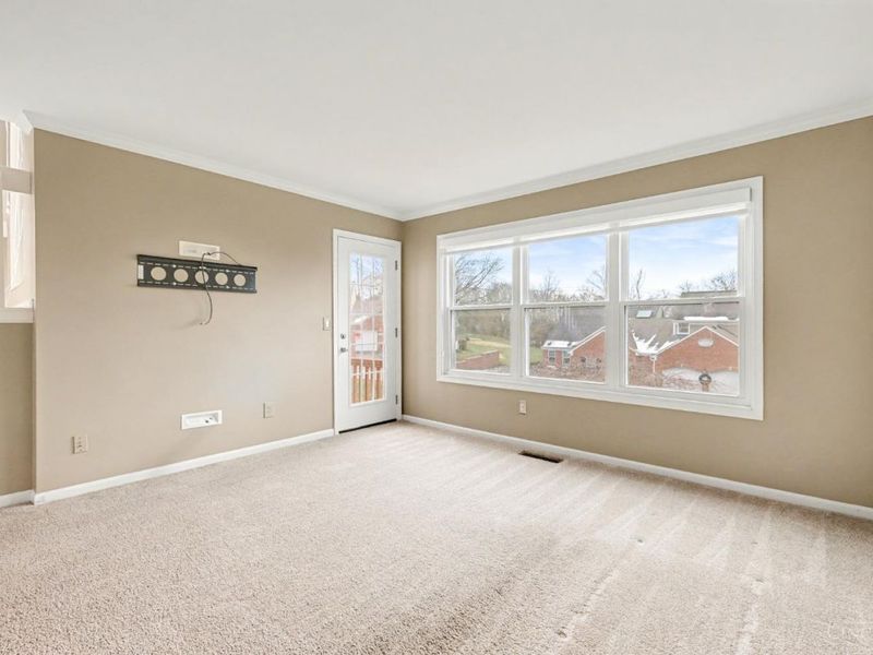 5485 Windridge Court, Unit 58, Columbia Twp, OH 45243 Photo 8