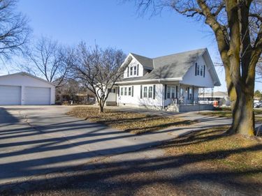 513 Broad Street, Jansen, NE 68377