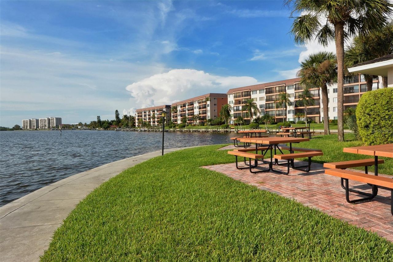 8911 Midnight Pass Road, Unit 410, Sarasota, FL 34242 Photo