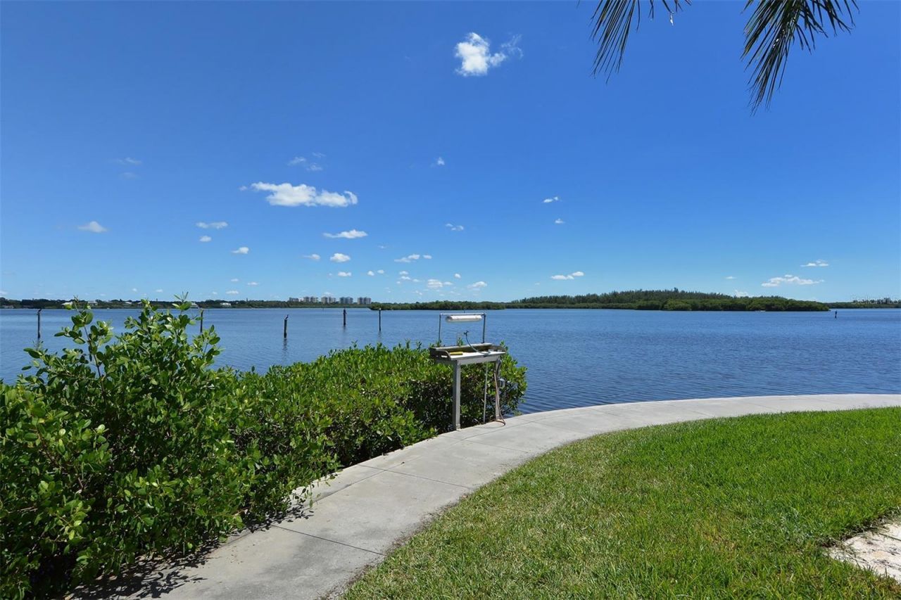 8911 Midnight Pass Road, Unit 410, Sarasota, FL 34242 Photo