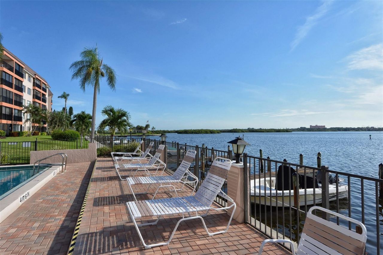 8911 Midnight Pass Road, Unit 410, Sarasota, FL 34242 Photo