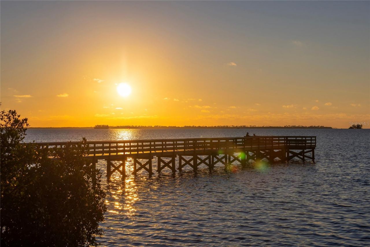 416 Indiana Avenue, Crystal Beach, FL 34681 Photo