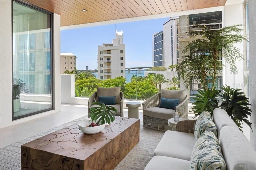 509 Golden Gate Point, Unit 3, Sarasota, FL 34236 Photo