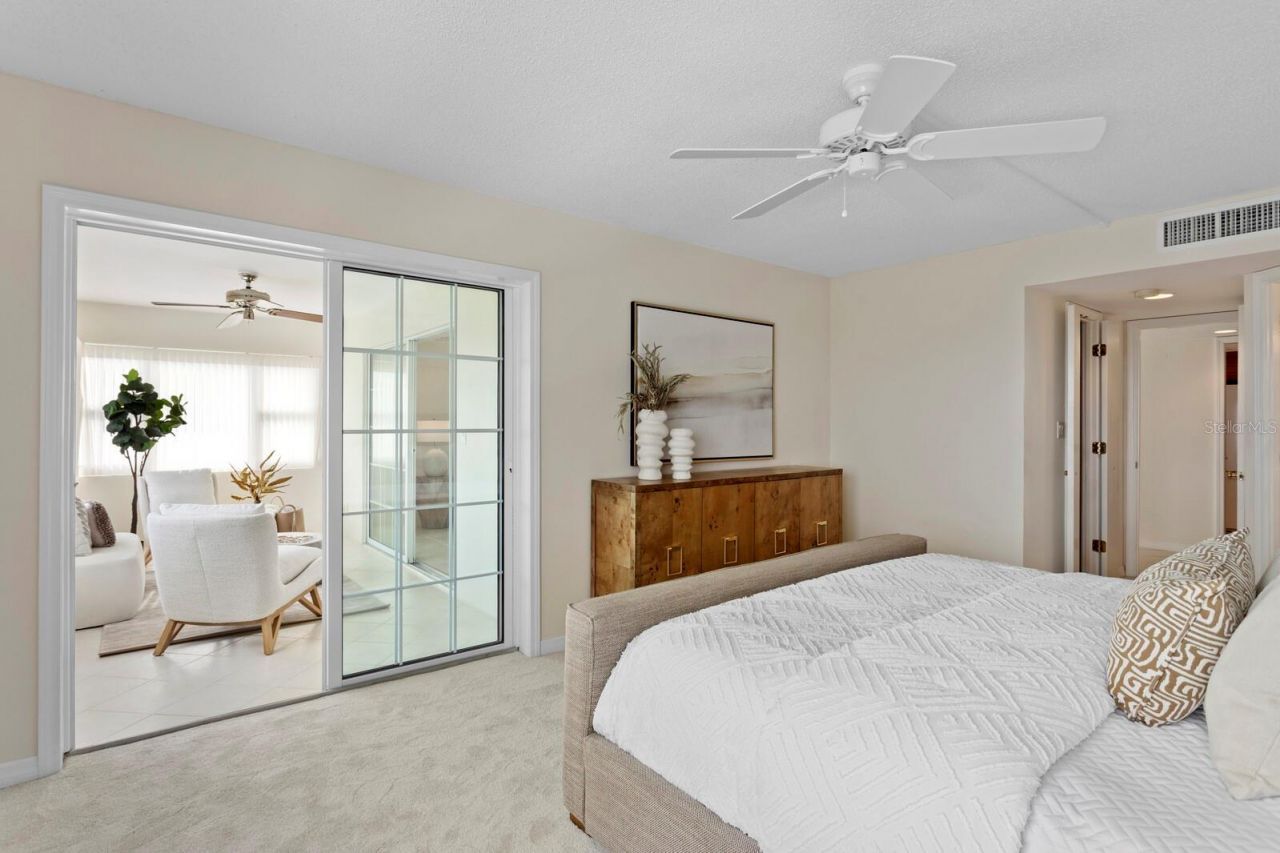 1750 Benjamin Franklin Drive, Unit 9G, Sarasota, FL 34236 Photo