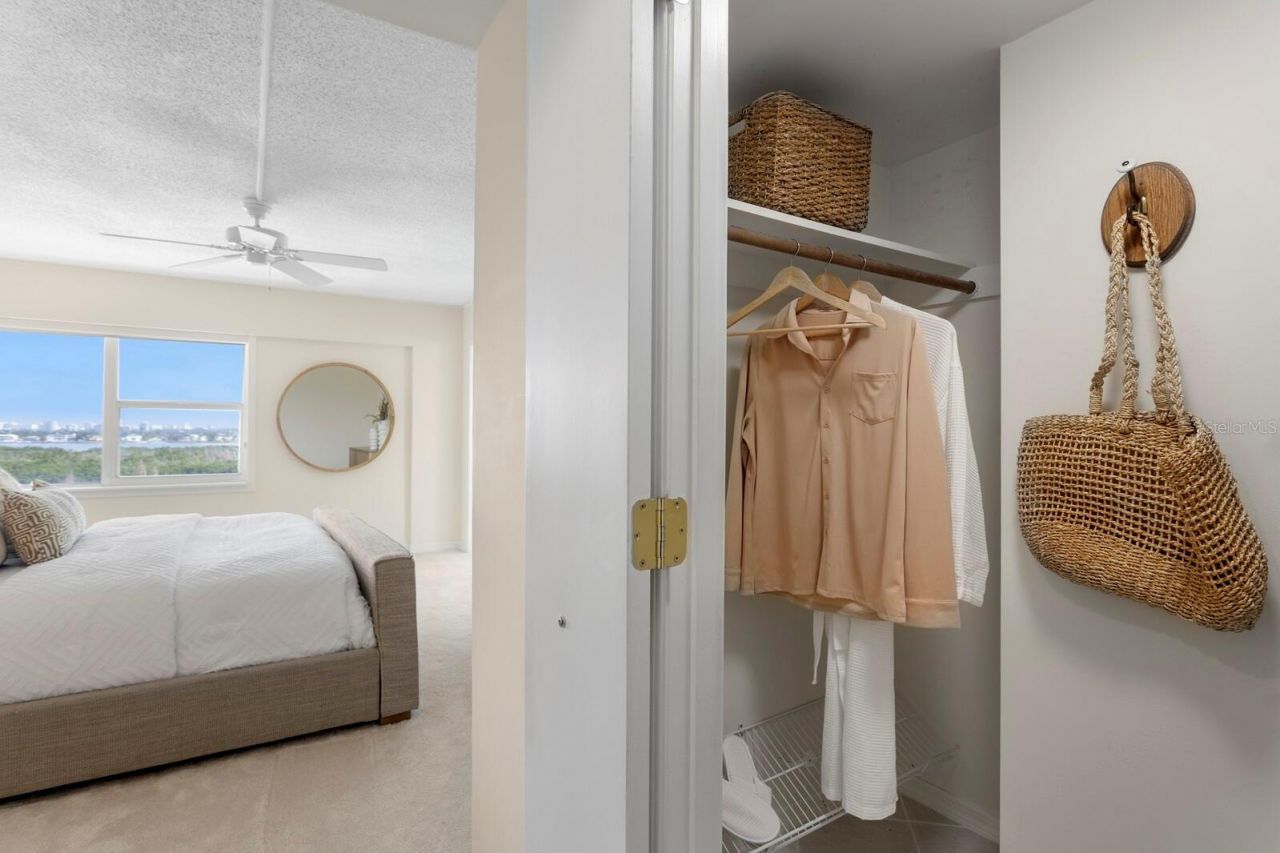 1750 Benjamin Franklin Drive, Unit 9G, Sarasota, FL 34236 Photo