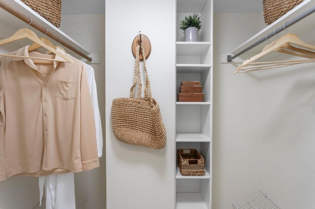 1750 Benjamin Franklin Drive, Unit 9G, Sarasota, FL 34236 Photo