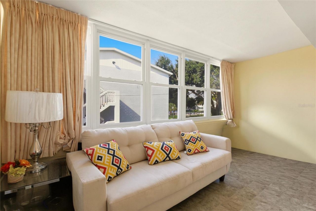 7770 Dr Martin Luther King Jr Street N, Unit 201, Saint Petersburg, FL 33716 Photo