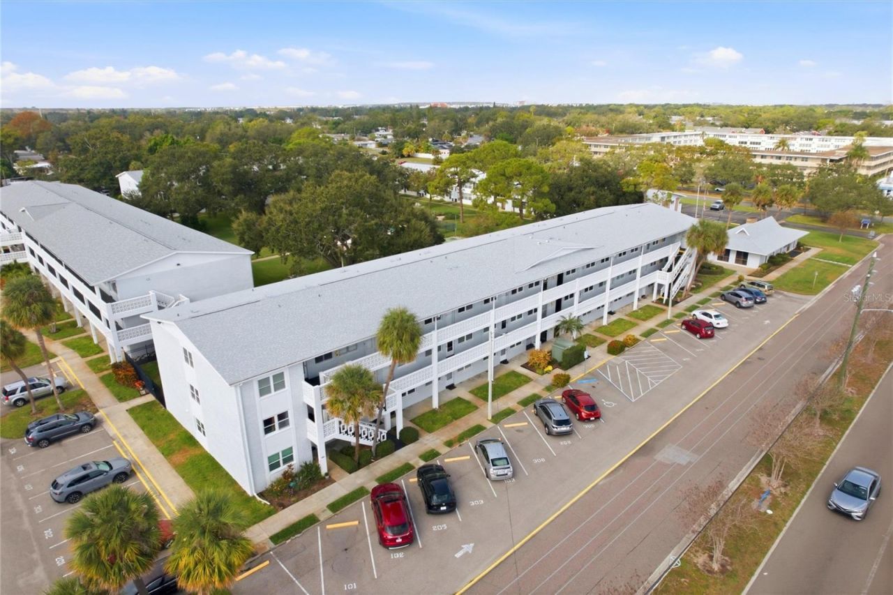 7770 Dr Martin Luther King Jr Street N, Unit 201, Saint Petersburg, FL 33716 Photo